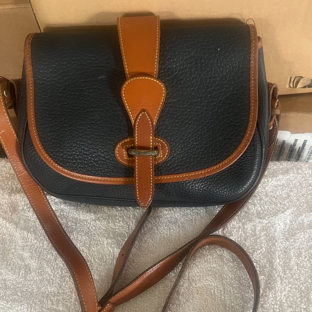 Dooney & Bourke Purse
